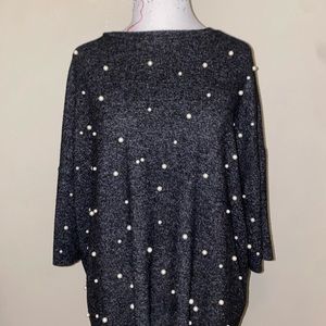 Loose top with Pearls